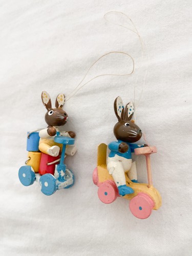 Mini osterhasen anhänger auf - osterhasen,